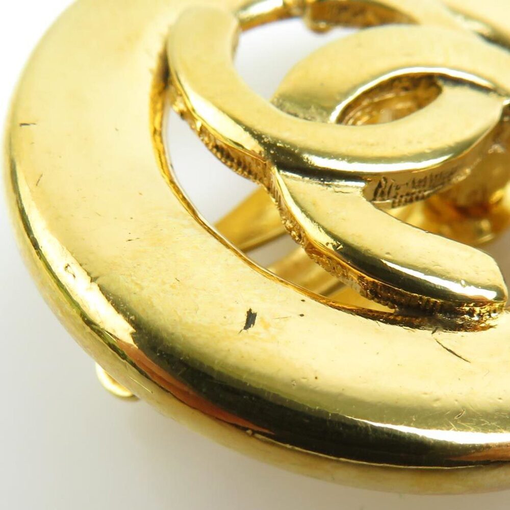 CHANEL Gold Logo Earrings - Picture 4 of 5